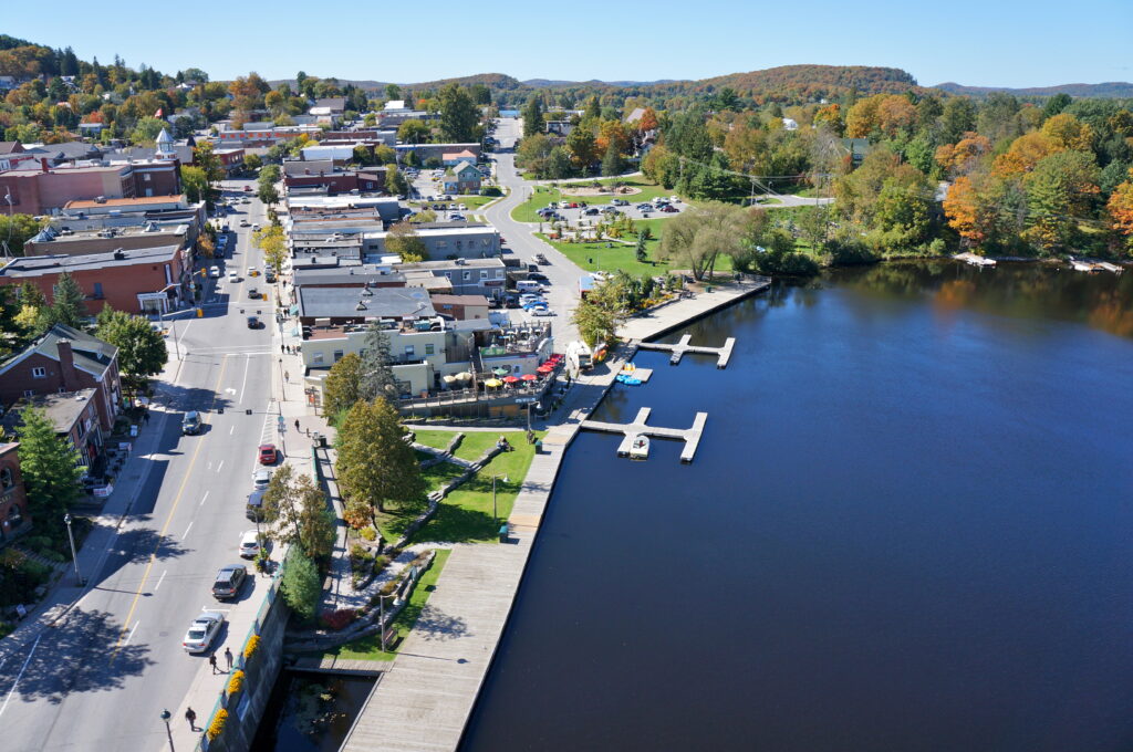 aerial view of huntsville ontario docks